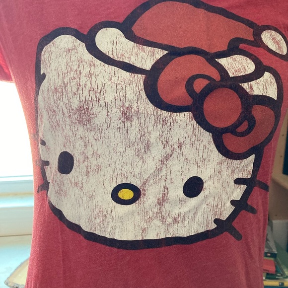 Hello Kitty Santa Shirt in WM SM- Old Navy Collectibles. RARE! - Picture 5 of 6
